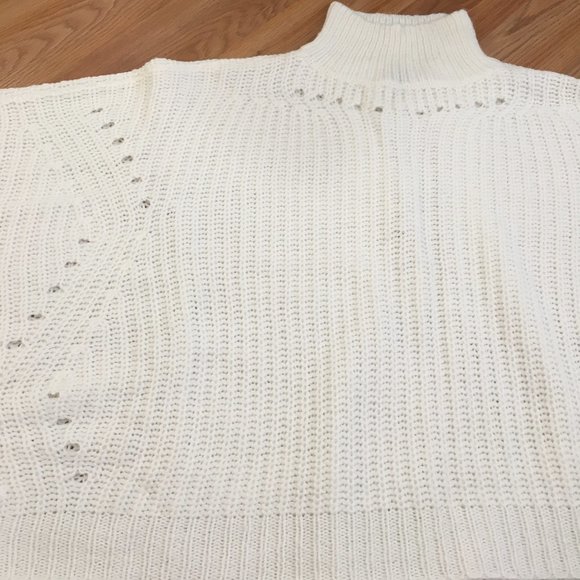 Francesca's ALYA Martha Turtleneck Knit Poncho Sweater Size S/M - Picture 5 of 11